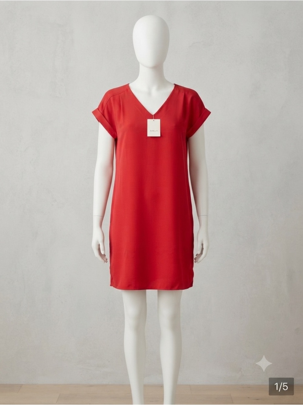 NWT Emelia crimson shift dress